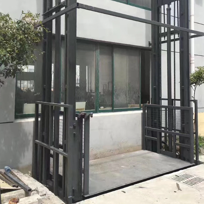施甸5吨室外升降货梯